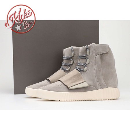 YEEZY Boost 750 Light Brown SIZE: 40-50