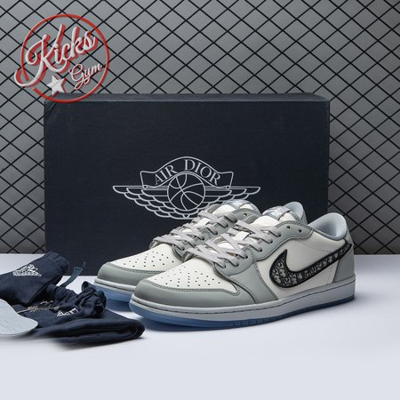 Jordan 1 Retro Low Dior Size 40-47.5